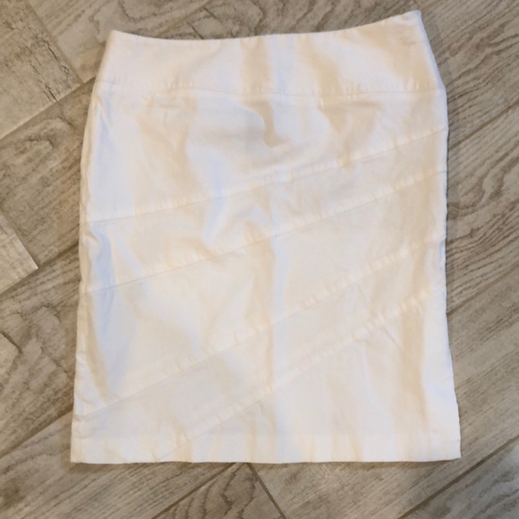 Rafaella Dresses & Skirts - Rafaella White Pencil Skirt, Bandage Style